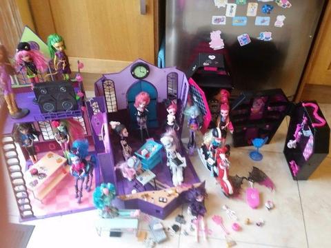 Monster High bundle
