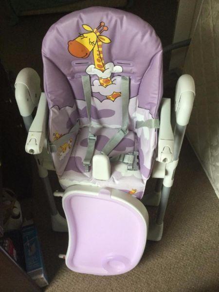 Travel cot+Feeding chair (almost new)
