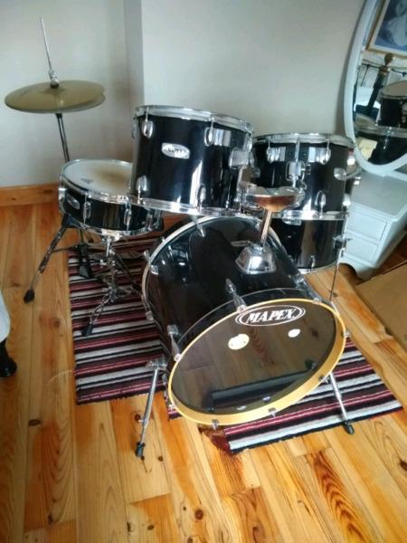 Mapex V Series complete drum kit