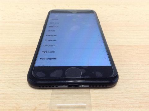 AS NEW Apple iPhone 7 32GB in BLACK Factory Unlocked PERFECT Condition 8 months Apple Warranty