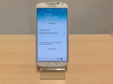 SALE Samsung Galaxy S4 16GB in WHITE Unlocked SIM FREE