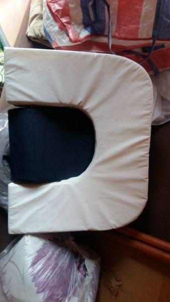 Twin breastfeeding pillow in great condition
