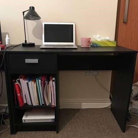 Study desk - perfect condition