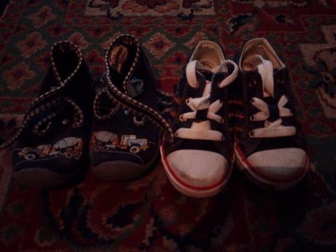 Boys shoes