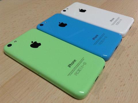 SALE Apple iPhone 5C 16GB in White Blue or Green Original BOX and Full SET