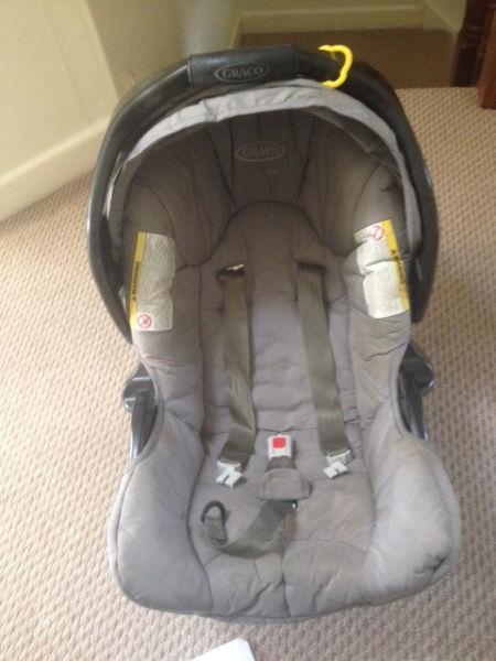 Graco Car baby 0+ seat - as new-unisex color- 10 euro on sale