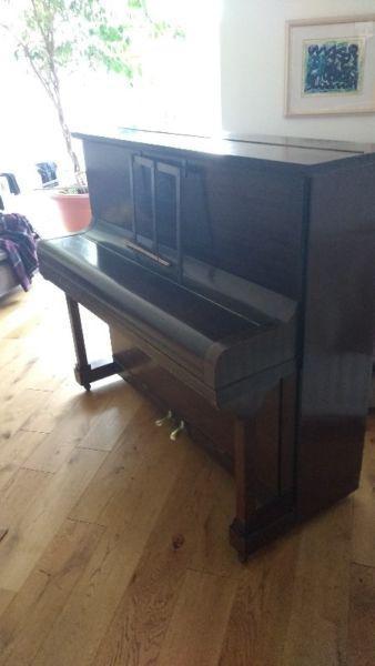 Piano for sale. Boyd good condition..nice sound