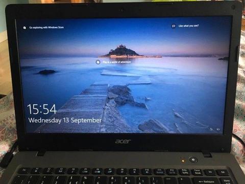 acer laptop barely used 1 year old