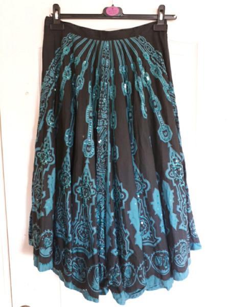 Size: 12 Chilli Pepper. Beautiful full Teal/Black Sequin Maxi Skirt