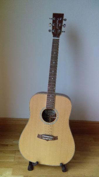 Tanglewood Left Handed Acoustic Guitar with Accessories