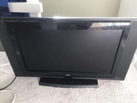 Used As New 26'' Goodmans LCD TV for sale Full HD Excellent condition. come With built-in Freeview