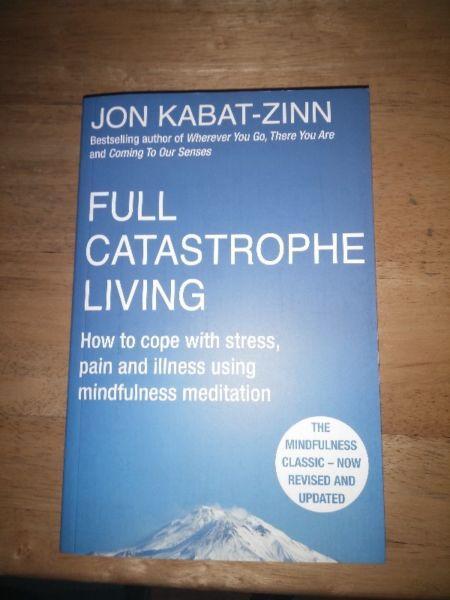Full catastrophe living - Jon Kabet-Zinn- book- NEW