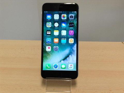 SALE Apple iPhone 6 PLUS in SPACE GRAY 16GB SIM FREE Unlocked FREE Case