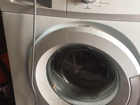 Free washing machine (needs seal)