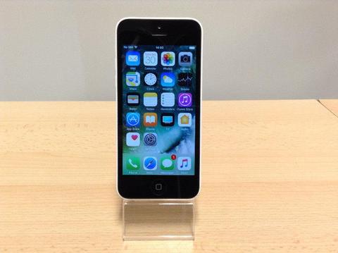 SALE Apple iPhone 5C in WHITE 8GB Unlocked SIM FREE + Free CASE