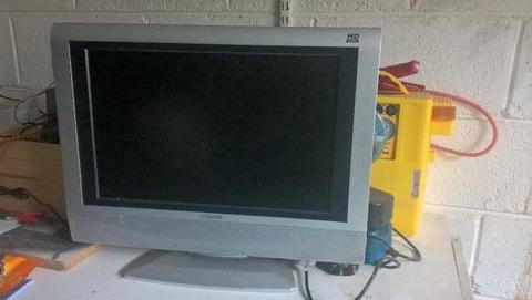 19'' LCD TV with integrated DVD