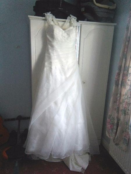 Ivory size 16 wedding dress