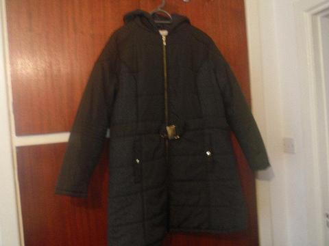 lovely coat, lable size 22 but small fitting
