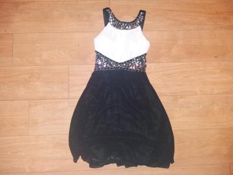 Women's dresses Size 8 to Size 12