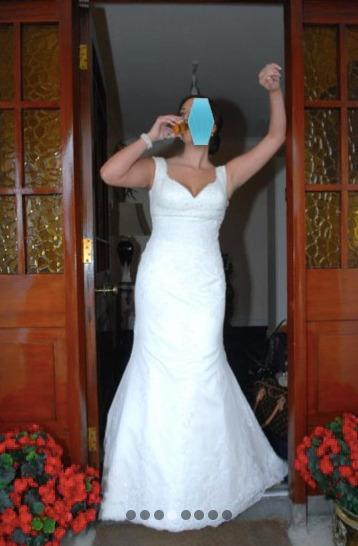 Wedding Dress (Ivory Spanish Lace)