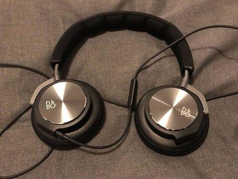 B&O Play by Bang and Olufsen Beoplay H6 Headphones Black Leather