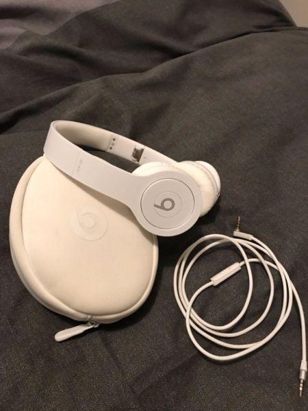 Beats Solo HD Headphones Limited Edition White
