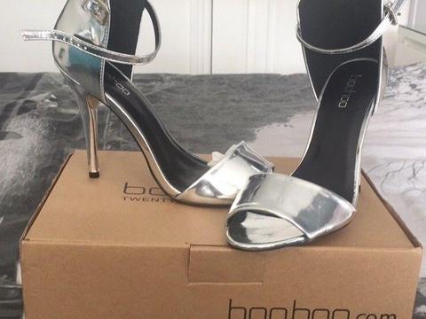 New Silver Boohoo Heels Shoes