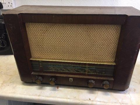 Antique Philips radio mahogany case
