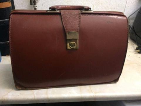 Vintage briefcase tan leather