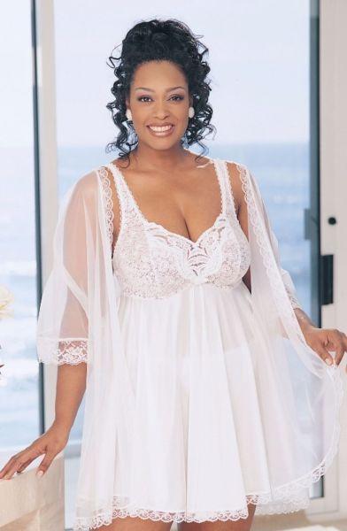 SHIRLEY OF HOLLYWOOD COLLECTION PLUS SIZE LACE BABYDOLL WHITE