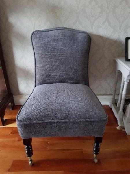 Beautiful Antique Victorian Ladies Chair For Sale
