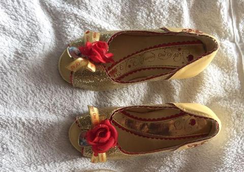 Snow white costume shoes