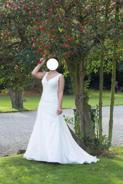 Wedding dress for sale size 8-10 approx