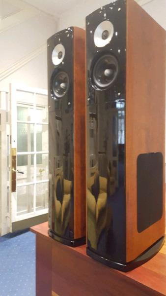 ELTAX SHINE 6 CALVADOS FLOORSTANDING SPEAKERS - EXCELLENT SOUND