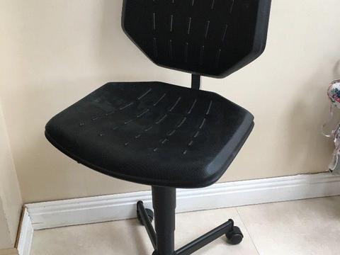 High end office chair