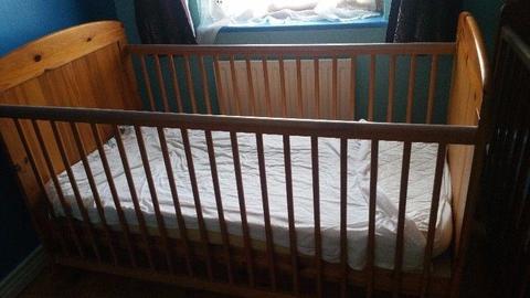 2 Baby Cribs