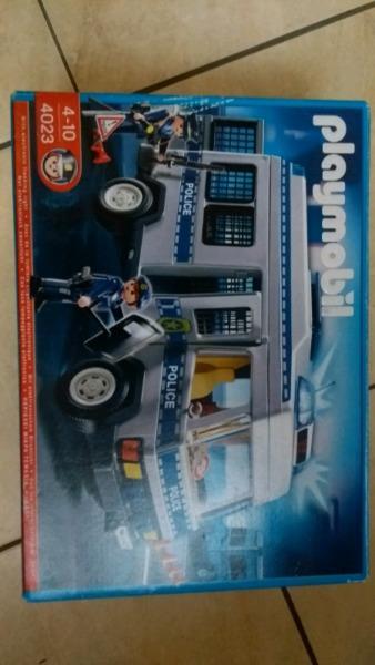 Playmobil police van
