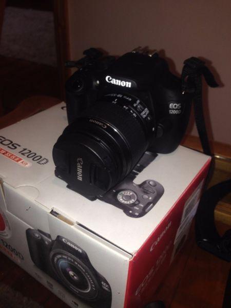 Canon EOS 1200D plus extras