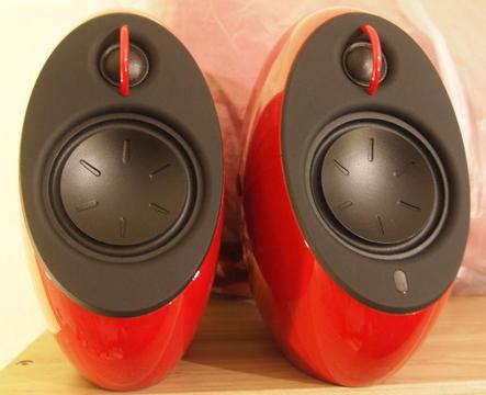 Unused Edifier e25 Luna Eclipse bluetooth speakers
