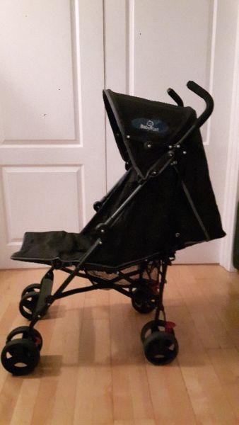 Lightweight single buggy with rain cover