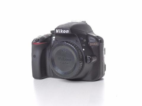 Nikon d3300 body , exellent condition, warranty/or swap