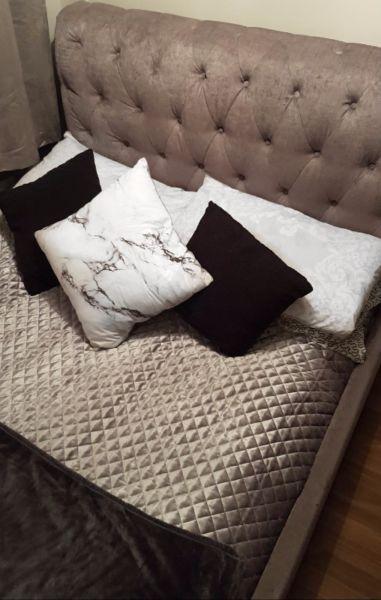Grey velvet sleigh bed for sale!!!