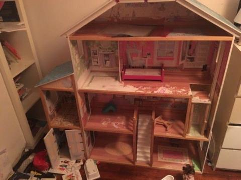 Very large doll house