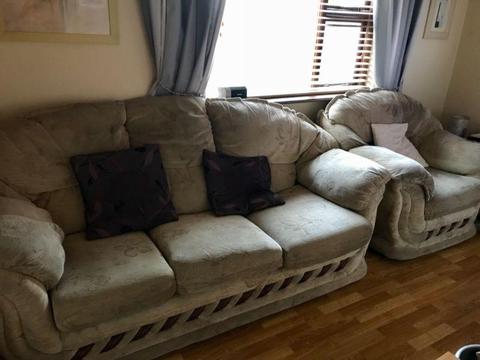 3 seater couch + 2 single seaters free to take away