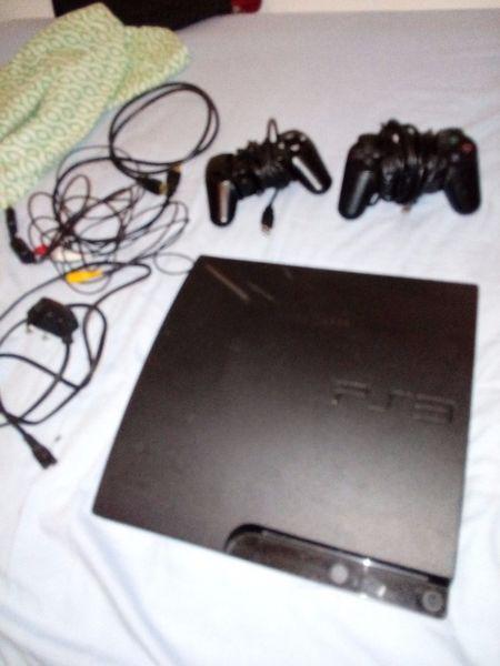 PS3 ,2 controller + 11 games