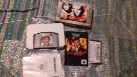 NINTENDO 007 GOLDEN EYE BOXED AND COMPLETE