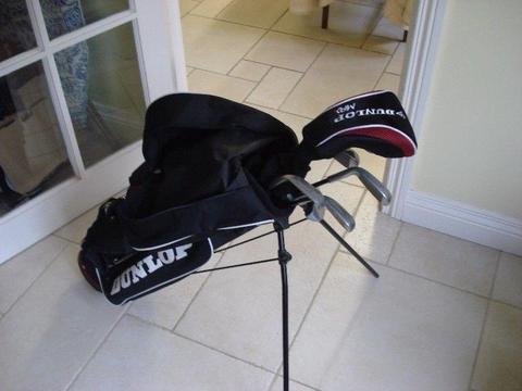 Junior Set of Golf Clubs & Golf Bag