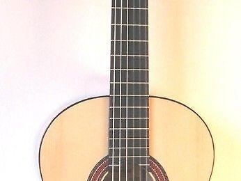 Almansa Spanish Guitar