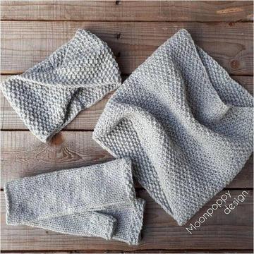 Hand knit snood, headband/ earwarmer and fingerless gloves in light grey, Women knit accessories