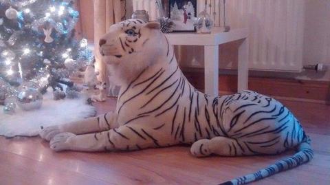 Huge soft toy White Tiger